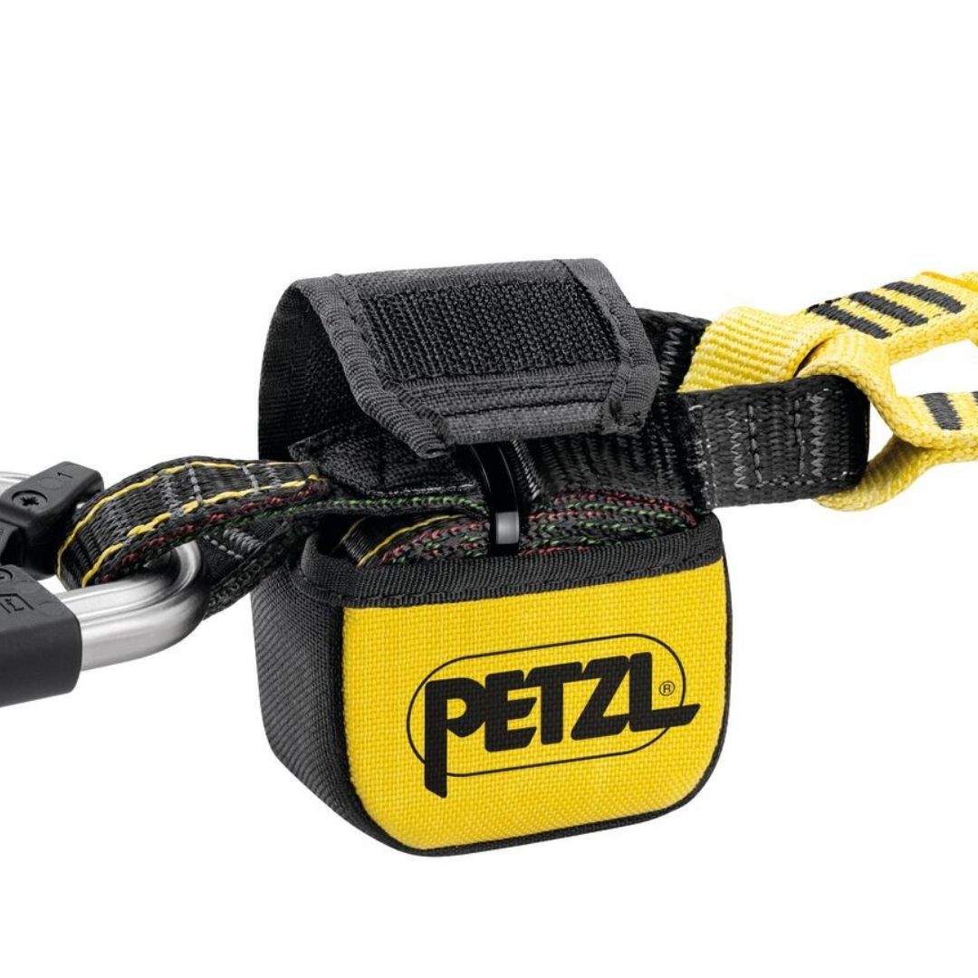 PETZL Absorbica Compact Energy Absorber L010AB00 connected